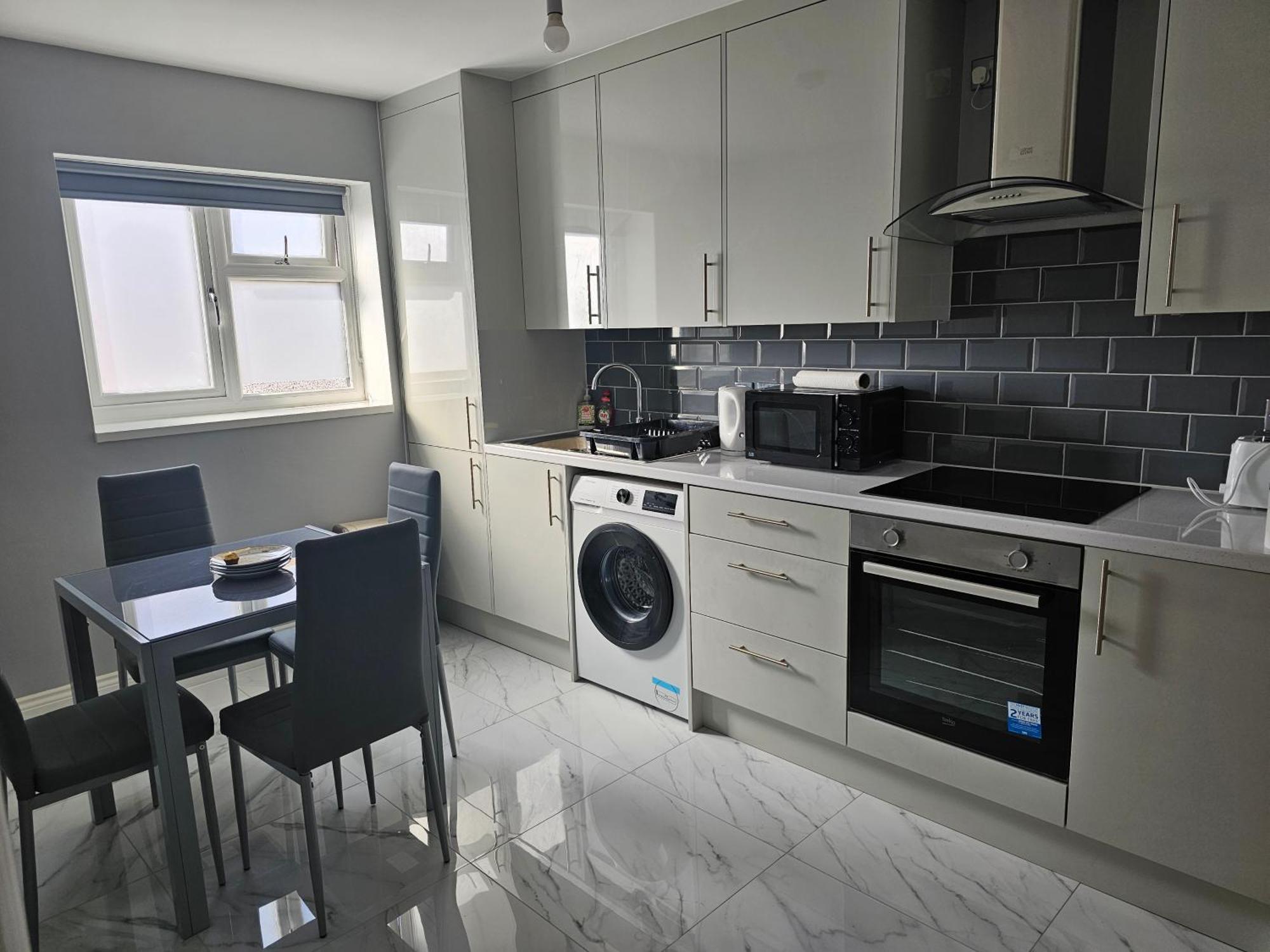 Potters Hideout- 2 Bedroom 2 Bathroom Apartment Watford  Luaran gambar